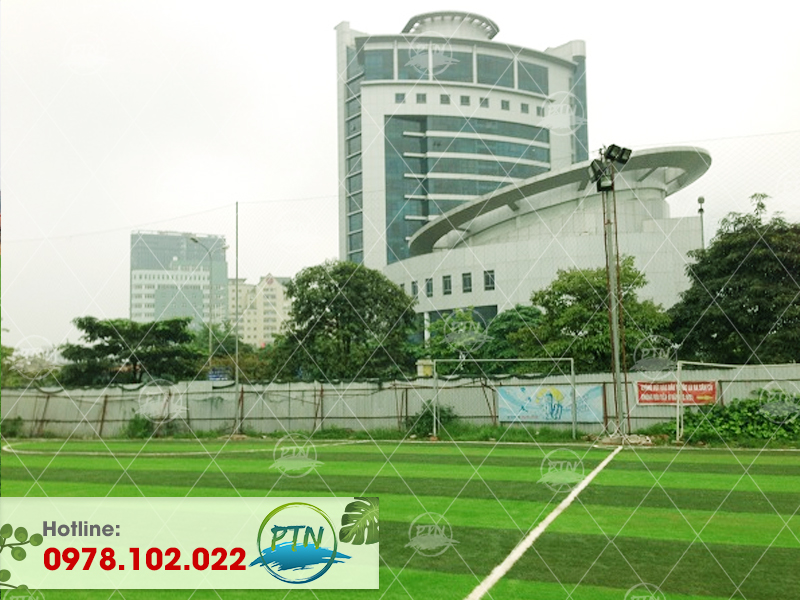 Sân bóng cỏ nhân tạo FPT Tôn Thất Thuyết - Hà Nội