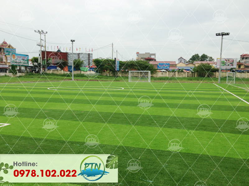 Thi công sân cỏ nhân tạo Tô Hiệu - Khoái Châu - Hưng Yên