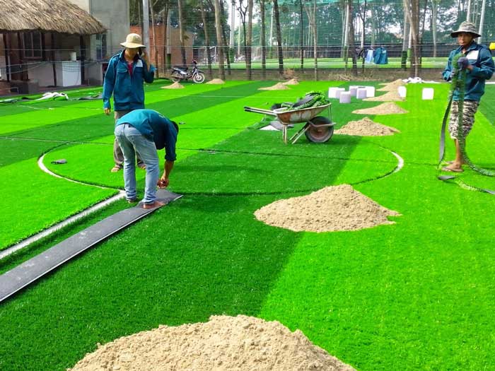Bảo dưỡng sân cỏ nhân tạo bao-duong-san-co-nha-tao